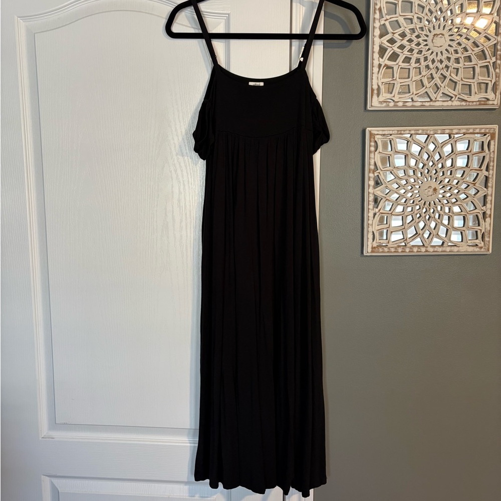Aritzia | Wilfred Cold Shoulder Dress
